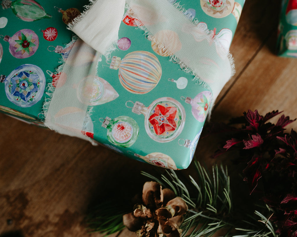Vintage Ornaments Gift Wrap